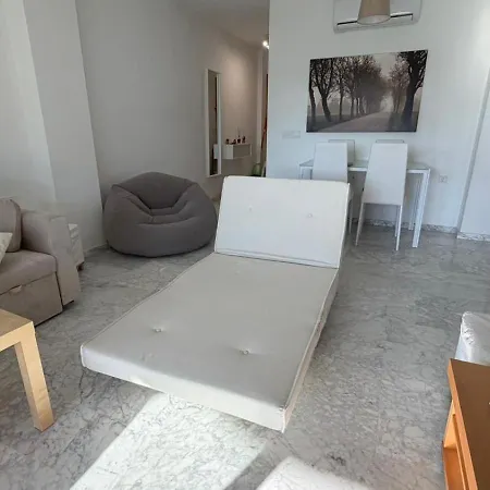Fuengirola شقة *